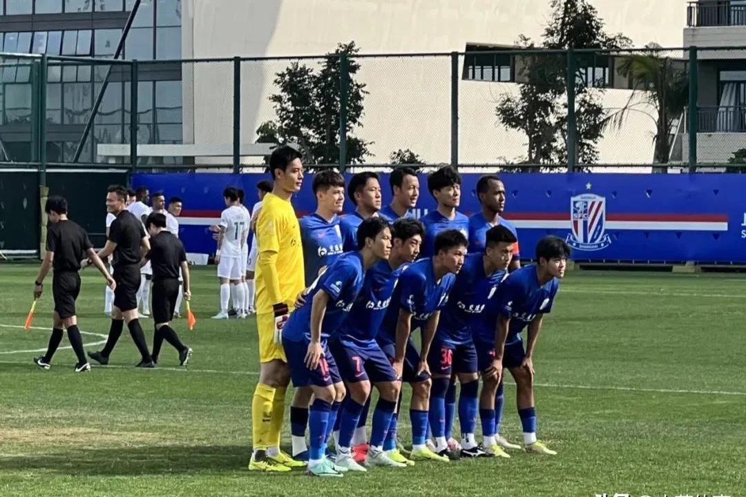 包含上海申花客场惨败，教练组紧急调整备战下一轮的词条
