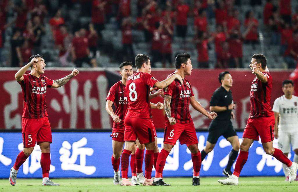 关于上港客场获胜，稳固领先优势的信息